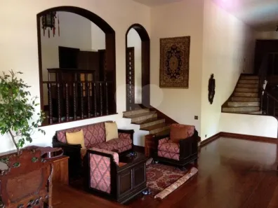 Sobrado com 6 Quartos para venda ou aluguel, 1095m² no Jardim Guedala, São Paulo