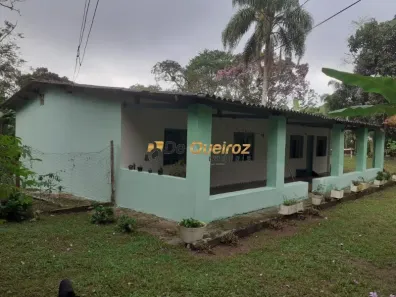 Fazenda / Sítio / Chácara com 3 Quartos à venda, 300m² no Cipó-Guaçu, Embu-Guaçu