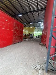 Galpão / Depósito / Armazém à venda, 800m² no Recreio dos Bandeirantes, Rio de Janeiro