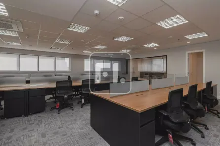 Conjunto Comercial / Sala para alugar, 300m² no Cidade Monções, São Paulo