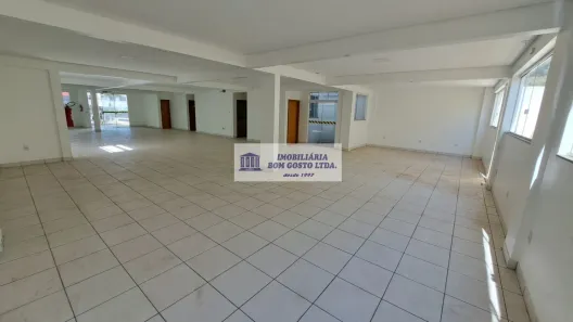 Loja / Salão / Ponto Comercial para alugar, 550m² no Coqueiral, Cascavel