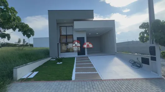 Casa de Condomínio com 3 Quartos à venda, 107m² no Loteamento Industrial Água Preta, Pindamonhangaba