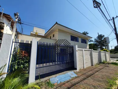Sobrado com 3 Quartos para venda ou aluguel, 340m² no Jardim Santa Rosália, Sorocaba