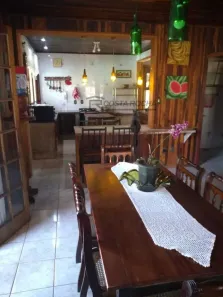 Fazenda / Sítio / Chácara com 3 Quartos à venda, 183m² no Itapecerica, Salto