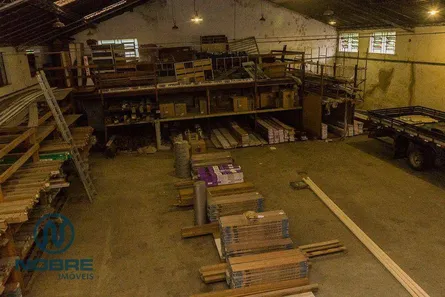Galpão / Depósito / Armazém para alugar, 500m² no Paineira, Teresópolis