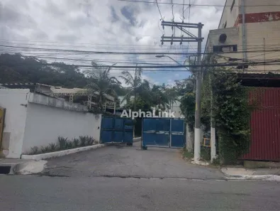 Galpão / Depósito / Armazém à venda, 2034m² no Jardim Itaquiti, Barueri