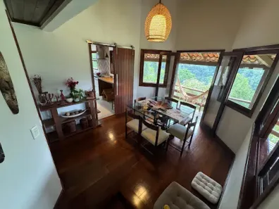 Casa de Condomínio com 3 Quartos para venda ou aluguel, 233m² no Itaipu, Niterói