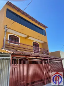 Sobrado com 4 Quartos à venda, 300m² no Guará II, Brasília