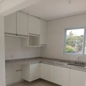 Cobertura com 3 Quartos para venda ou aluguel, 204m² no Jardim Meny, São Roque