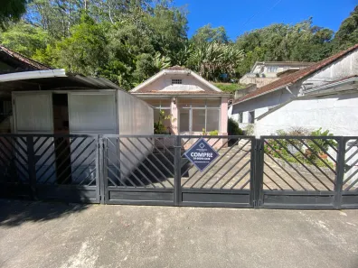 Casa com 4 Quartos à venda, 138m² no Castelanea, Petrópolis