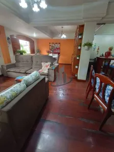 Apartamento com 4 Quartos à venda, 232m² no Chácara Farani, Barra do Piraí