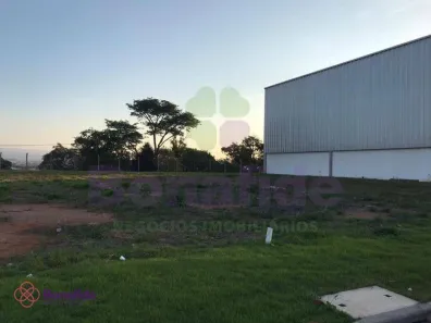 Galpão / Depósito / Armazém para alugar, 739m² no Chácara do Pinhal, Cabreúva