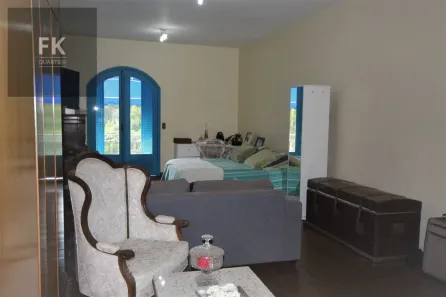 Casa de Condomínio com 4 Quartos para venda ou aluguel, 1106m² no Chácaras do Peroba, Jandira