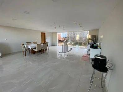 Casa de Condomínio com 3 Quartos à venda, 250m² no Califórnia da Barra, Barra do Piraí