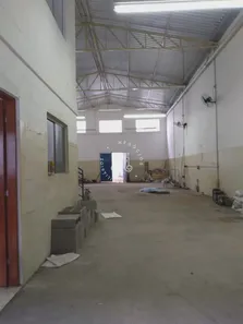 Galpão / Depósito / Armazém à venda, 300m² no Parque Brasil, Louveira