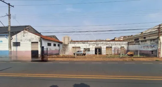 Galpão / Depósito / Armazém à venda, 451m² no Centro, Araraquara
