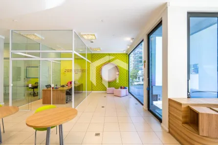 Casa Comercial com 9 Quartos para venda ou aluguel, 496m² no Cambuí, Campinas