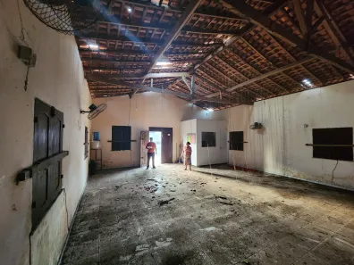 Galpão / Depósito / Armazém à venda, 100m² no Vila Vicente Fialho, São Luís
