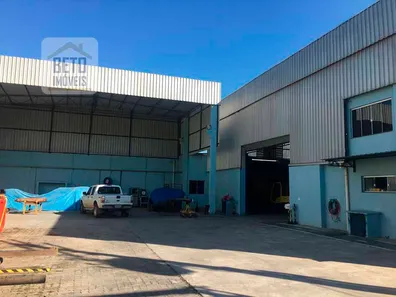 Galpão / Depósito / Armazém para venda ou aluguel, 900m² no Imboassica, Macaé
