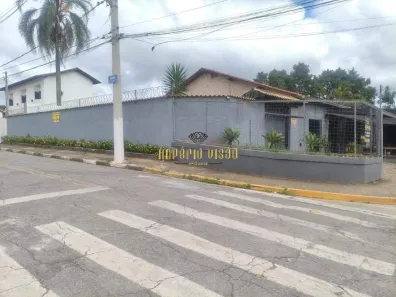 Casa Comercial para alugar, 195m² no Parque Santa Rosa, Suzano