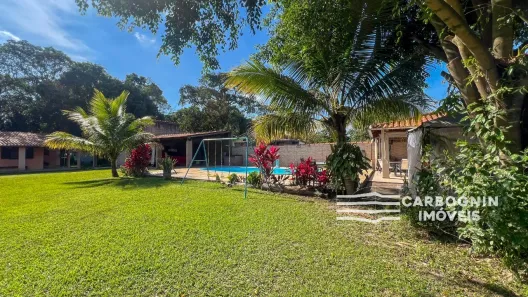 Fazenda / Sítio / Chácara com 4 Quartos à venda, 300m² no Vila Velha, Caçapava