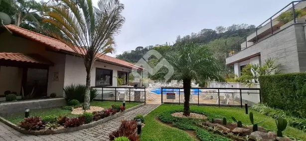 Casa de Condomínio com 4 Quartos para alugar, 180m² no Posse, Teresópolis