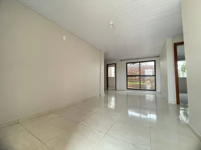 Casa com 2 Quartos para alugar, 90m² no Passo dos Fortes, Chapecó