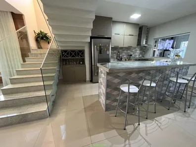 Casa de Condomínio com 4 Quartos à venda, 270m² no Alto da Boa Vista, Brasília