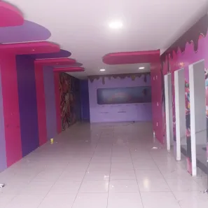 Loja / Salão / Ponto Comercial com 3 Quartos para alugar, 150m² no Vila Eduardo, Petrolina