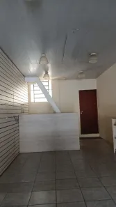 Galpão / Depósito / Armazém para alugar, 100m² no Centro, Niterói