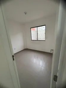 Casa de Condomínio com 2 Quartos para alugar, 55m² no Papagaio, Feira de Santana