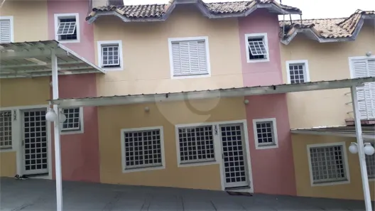 Casa de Vila com 3 Quartos para venda ou aluguel, 150m² no Vila Natal, Mogi das Cruzes