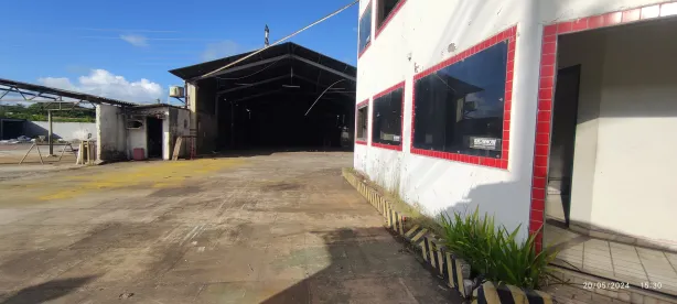 Galpão / Depósito / Armazém com 8 Quartos para venda ou aluguel, 3600m² no Pólo Industrial de Camaçari, Camaçari