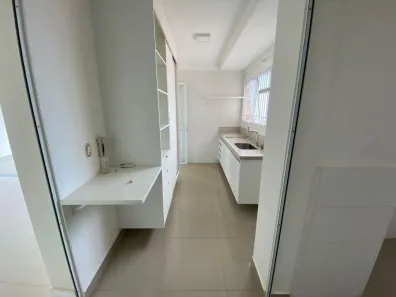 Apartamento com 3 Quartos para alugar, 138m² no Jardim Sumaré, Araçatuba