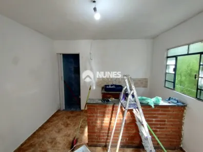Kitnet com 1 Quarto para alugar, 12m² no Parque Roseira, Carapicuíba