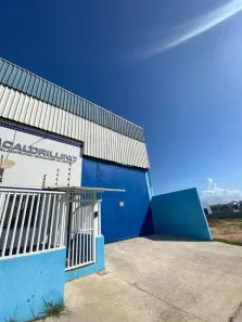 Galpão / Depósito / Armazém à venda, 900m² no Imboassica, Macaé
