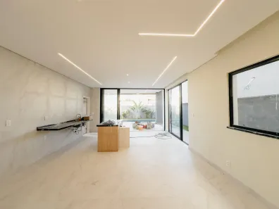 Casa de Condomínio com 5 Quartos para venda ou aluguel, 300m² no Coité, Eusébio