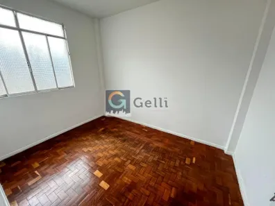Apartamento com 2 Quartos para alugar, 55m² no Mosela, Petrópolis