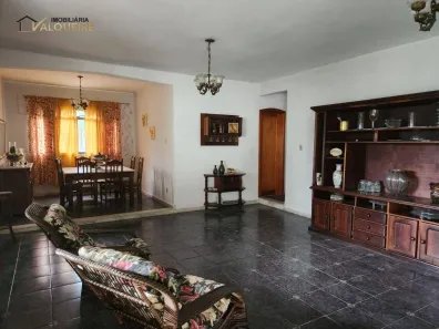 Casa com 3 Quartos à venda, 245m² no Jardim Sulacap, Rio de Janeiro