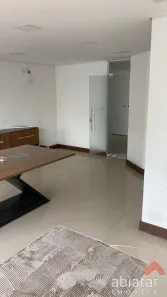 Prédio Inteiro para alugar, 130m² no Parque Santos Dumont, Taboão da Serra