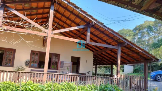 Fazenda / Sítio / Chácara com 3 Quartos à venda, 200m² no Capivari, Colombo