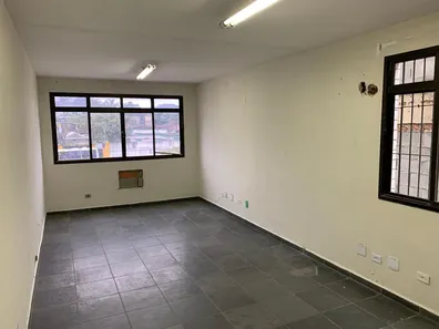 Conjunto Comercial / Sala para alugar, 47m² no Centro, São Vicente