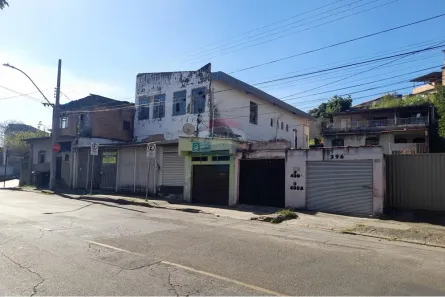 Galpão / Depósito / Armazém à venda, 386m² no Nova Esperança, Belo Horizonte