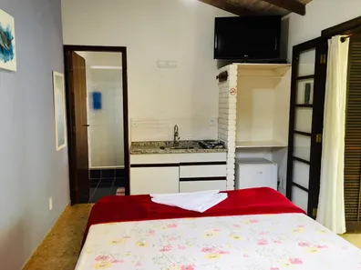 Hotel / Motel / Pousada com 8 Quartos à venda, 180m² no Boiçucanga, São Sebastião