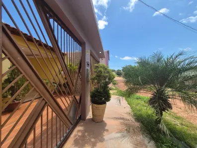 Casa com 3 Quartos para venda ou aluguel, 200m² no Santo André, Santarém