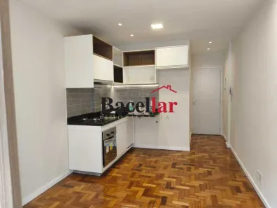 Kitnet com 1 Quarto à venda, 28m² no Copacabana, Rio de Janeiro