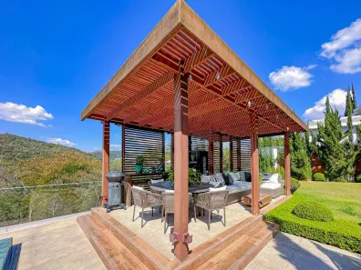 Casa de Condomínio com 4 Quartos para venda ou aluguel, 820m² no Alphaville, Santana de Parnaíba