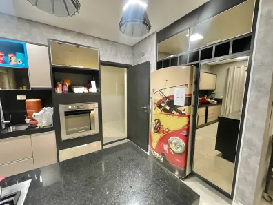 Apartamento com 3 Quartos para alugar, 155m² no Vila Edmundo, Taubaté