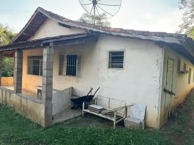 Fazenda / Sítio / Chácara com 3 Quartos à venda, 6000m² no Sorocabucu, Ibiúna