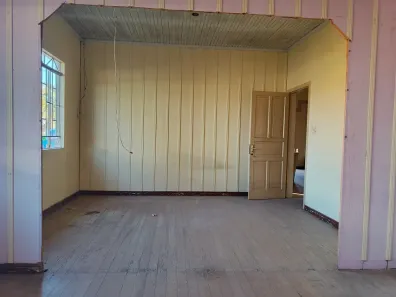 Casa Comercial com 3 Quartos para alugar, 150m² no Colônia Murici, São José dos Pinhais